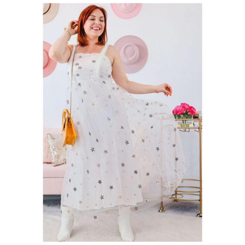 White Star Embroidered Dress - Picture 3 of 8